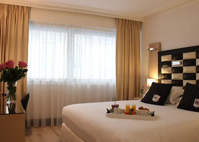 Victoria Hotel