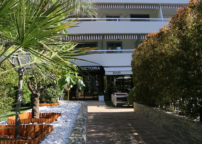 Victoria Hotel