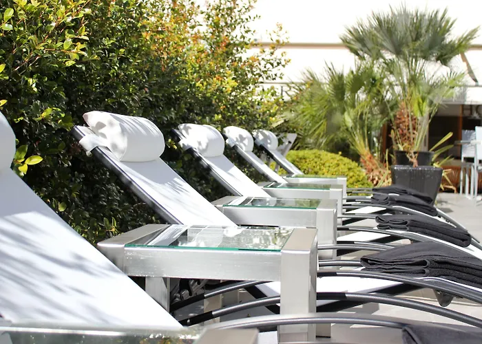 Отель Victoria 4*