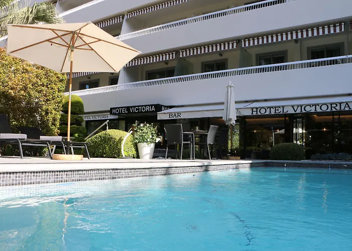 Victoria 4* カンヌ